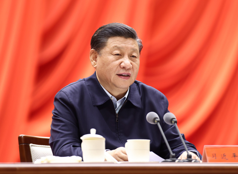 1月11日，省部级主要领导干部学习贯彻党的十九届五中全会精神专题研讨班在中央党校（国家行政学院）开班。中共中央总书记、国家主席、中央军委主席习近平在开班式上发表重要讲话。新华社记者 鞠鹏 摄