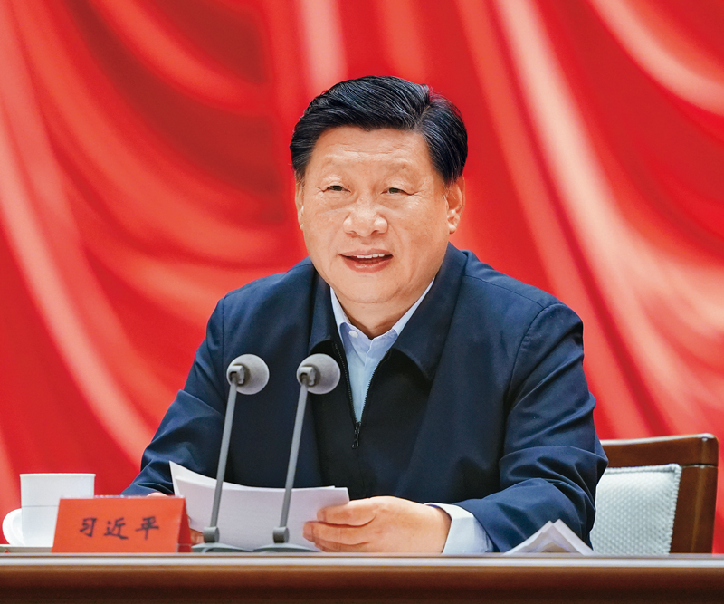 　　2021年9月1日，2021年秋季学期中央党校（国家行政学院）中青年干部培训班在中央党?？?。中共中央总书记、国家主席、中央军委主席习近平在开班式上发表重要讲话。 新华社记者 申宏/摄
